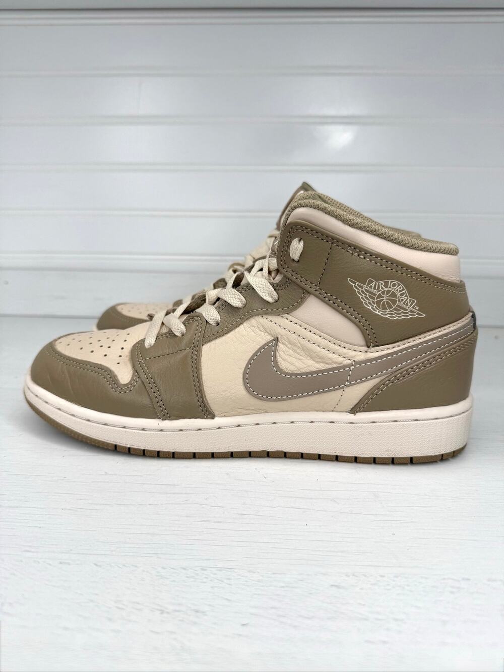 Nike Air Jordan 1 Mid GS Legend Brown Khaki Shoes Women’s 8  6.5Y HF4781-203